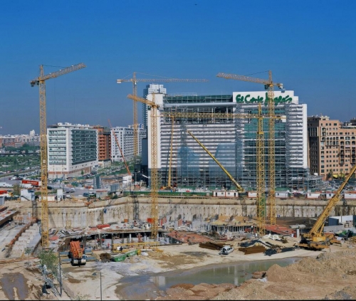 Centro Comercial Aqua. c/ Menorca. Valencia