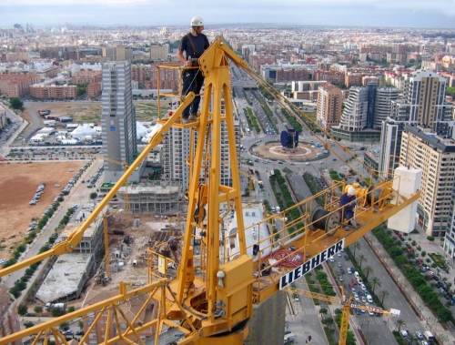 Montaje Hotel Hilton a 140m altura